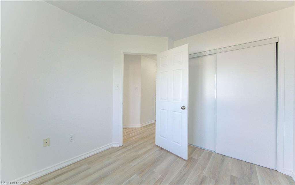 82 Trowbridge Street, Breslau, ON - Indoor