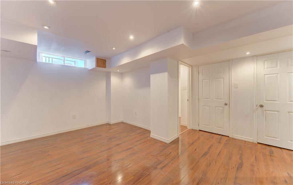 82 Trowbridge Street, Breslau, ON - Indoor