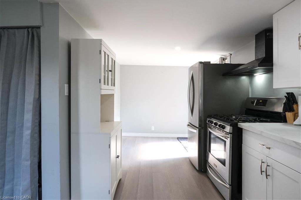 211 Mcnab Street W, Port Dover, ON - Indoor Photo Showing Kitchen