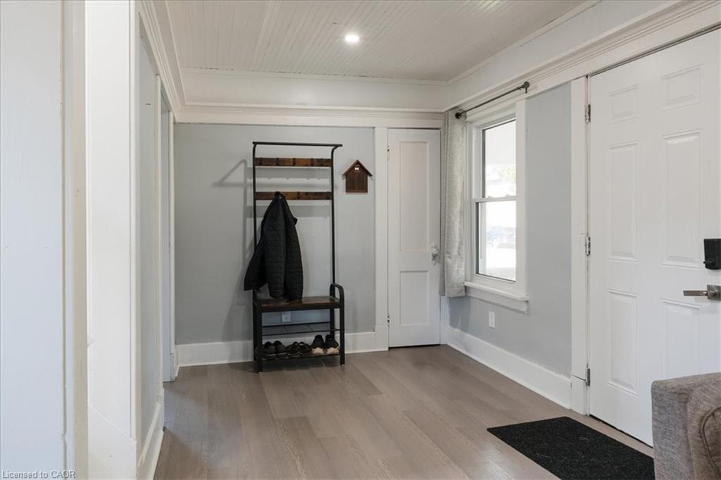 211 Mcnab Street W, Port Dover, ON - Indoor Photo Showing Other Room