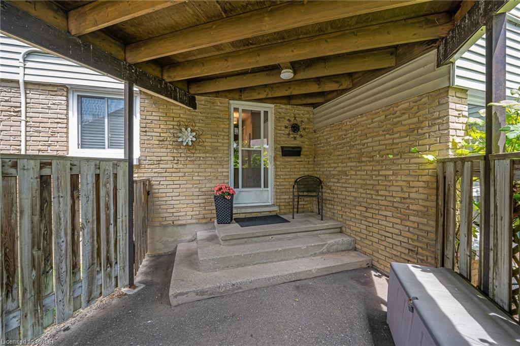 15-415 Morgan Avenue, Kitchener, ON - Outdoor With Exterior