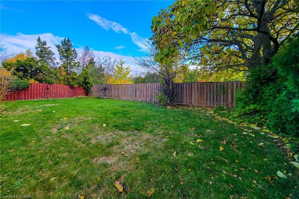 2 Citation Crescent, Hamilton, ON - Outdoor