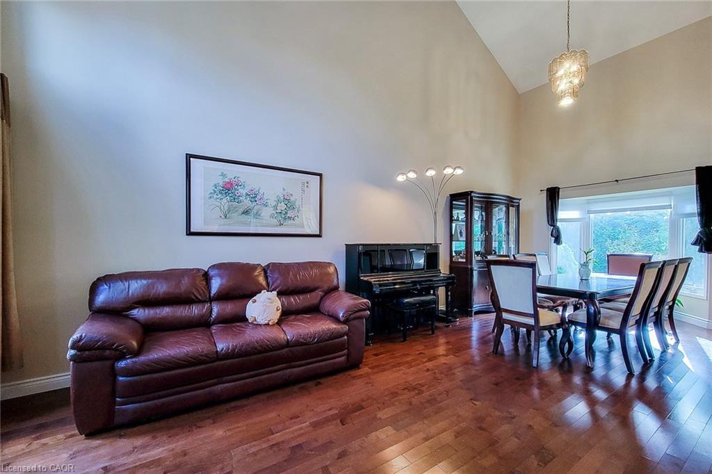 2 Citation Crescent, Hamilton, ON - Indoor