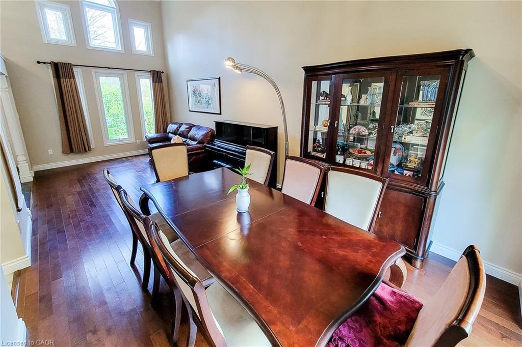 2 Citation Crescent, Hamilton, ON - Indoor Photo Showing Dining Room