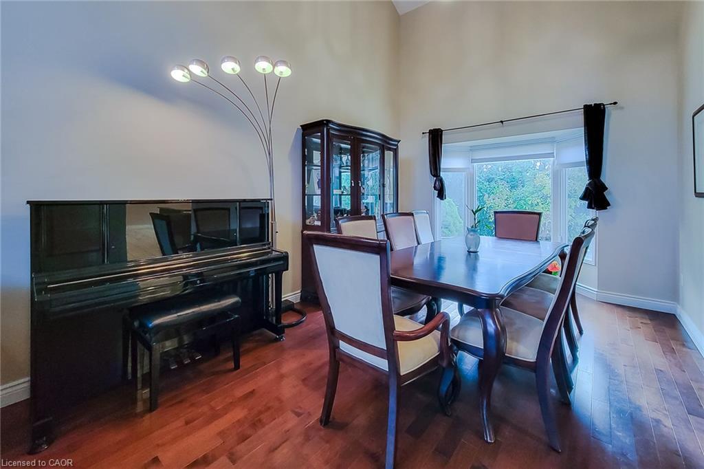 2 Citation Crescent, Hamilton, ON - Indoor Photo Showing Dining Room