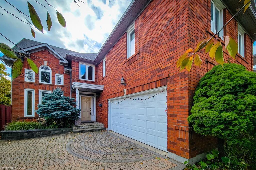 2 Citation Crescent, Hamilton, ON - Outdoor