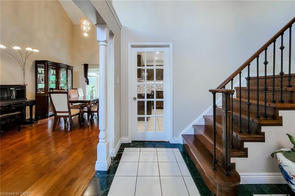 2 Citation Crescent, Hamilton, ON - Indoor Photo Showing Other Room