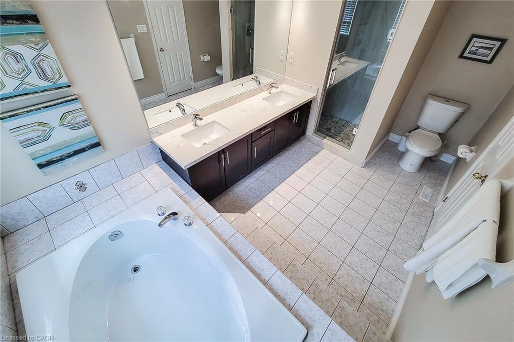 2 Citation Crescent, Hamilton, ON - Indoor Photo Showing Bathroom
