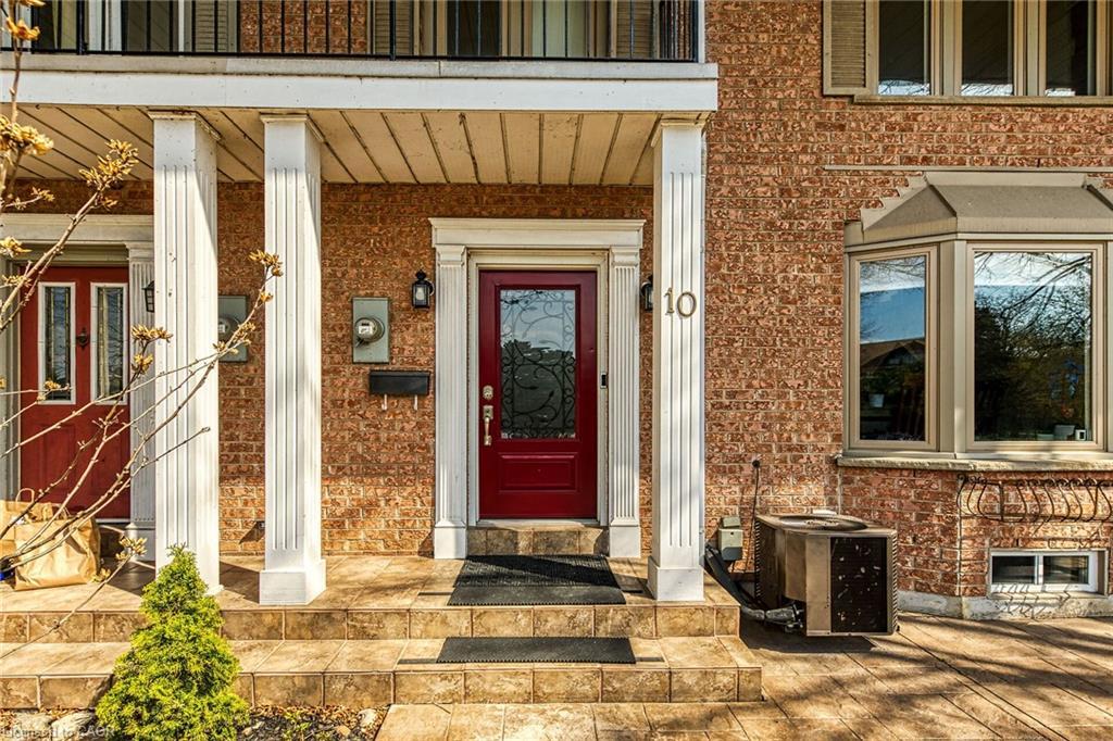 10 Edgewater Drive, Stoney Creek, ON - Outdoor With Exterior