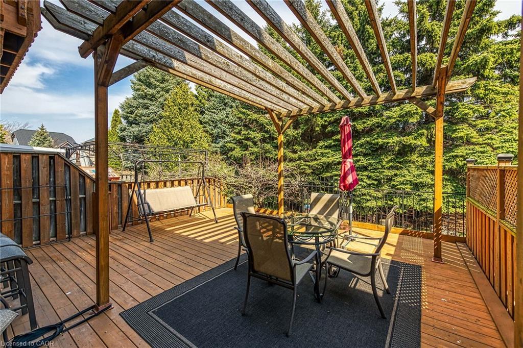 10 Edgewater Drive, Stoney Creek, ON - Outdoor With Deck Patio Veranda With Exterior