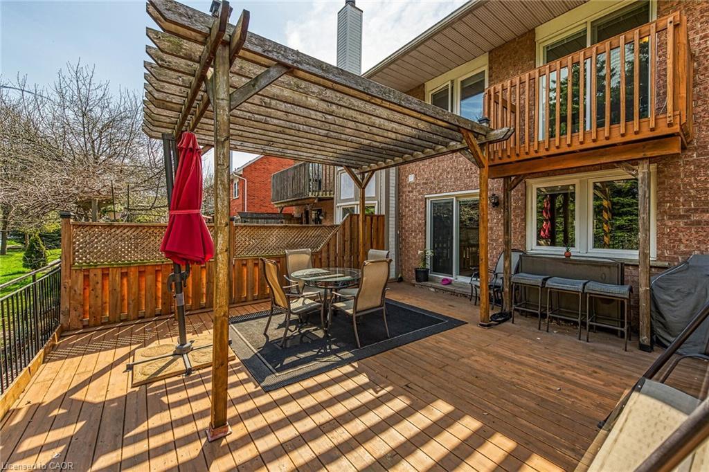 10 Edgewater Drive, Stoney Creek, ON - Outdoor With Deck Patio Veranda With Exterior