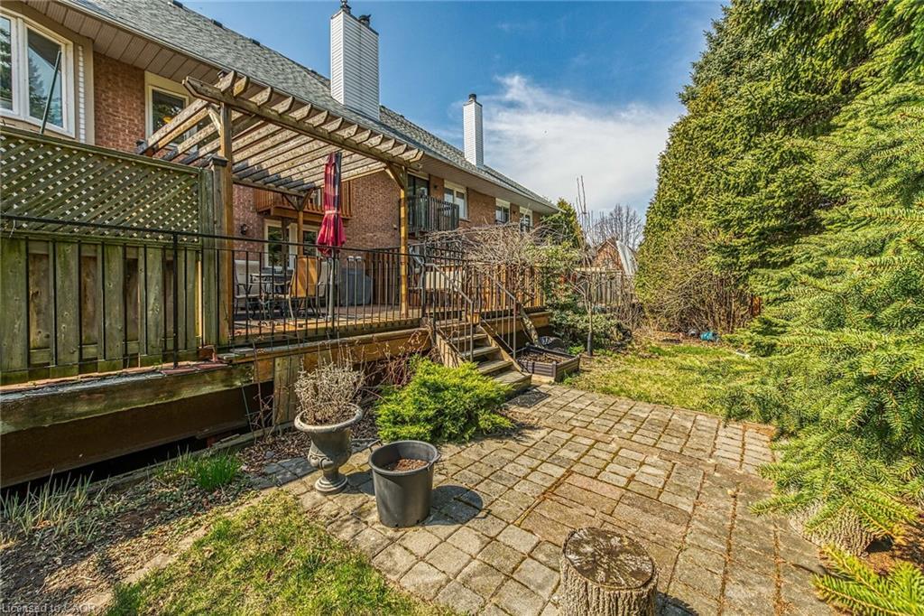 10 Edgewater Drive, Stoney Creek, ON - Outdoor With Deck Patio Veranda