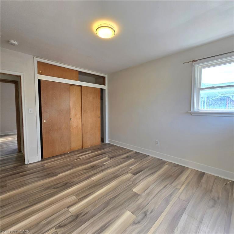 Upper-338 Grantham Avenue, St. Catharines, ON - Indoor Photo Showing Other Room