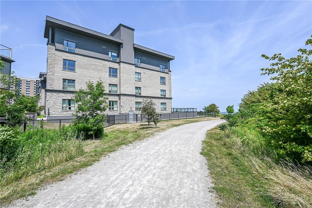311-35 Southshore Crescent, Hamilton, ON - Outdoor