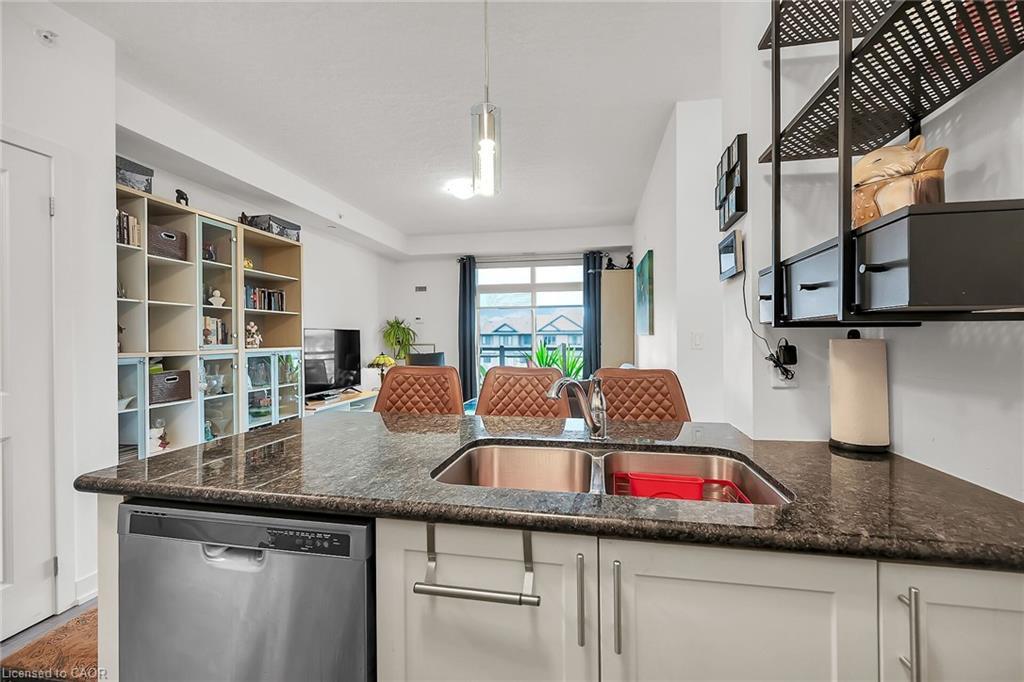 311-35 Southshore Crescent, Hamilton, ON - Indoor Photo Showing Kitchen With Double Sink With Upgraded Kitchen