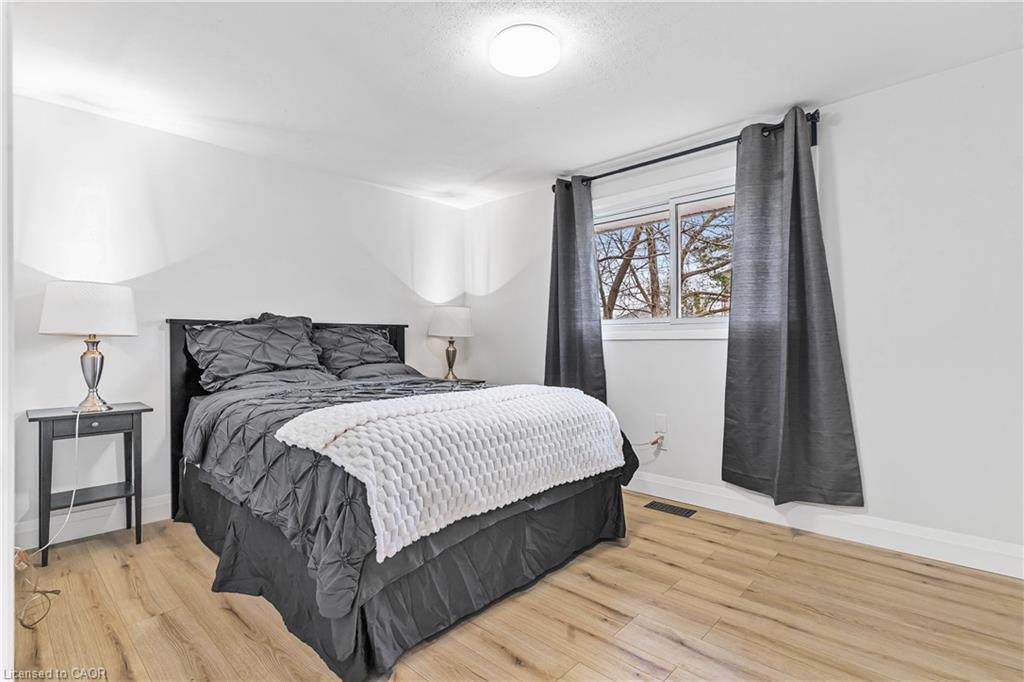 3 Northgate Drive, Welland, ON - Indoor Photo Showing Bedroom