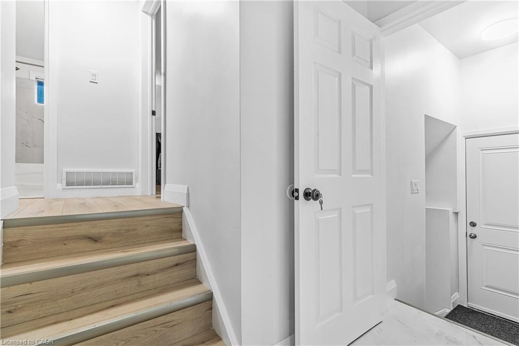 3 Northgate Drive, Welland, ON - Indoor Photo Showing Other Room