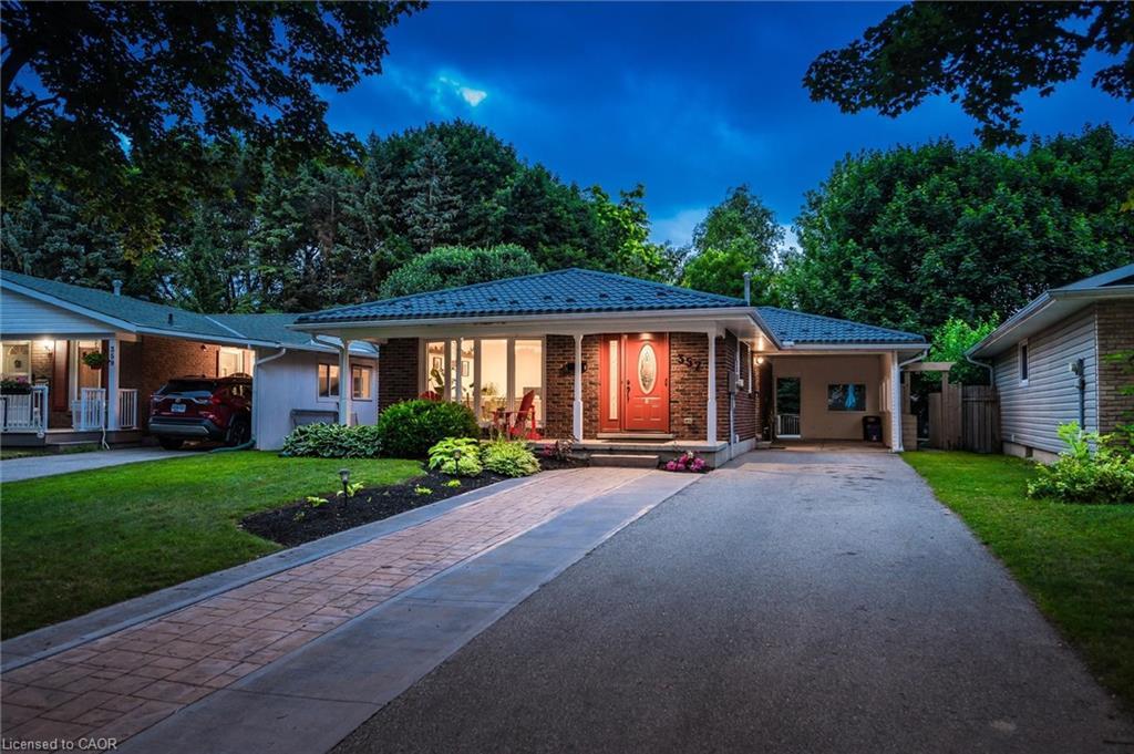 357 Grangewood Drive, Waterloo, ON - Outdoor With Deck Patio Veranda With Facade