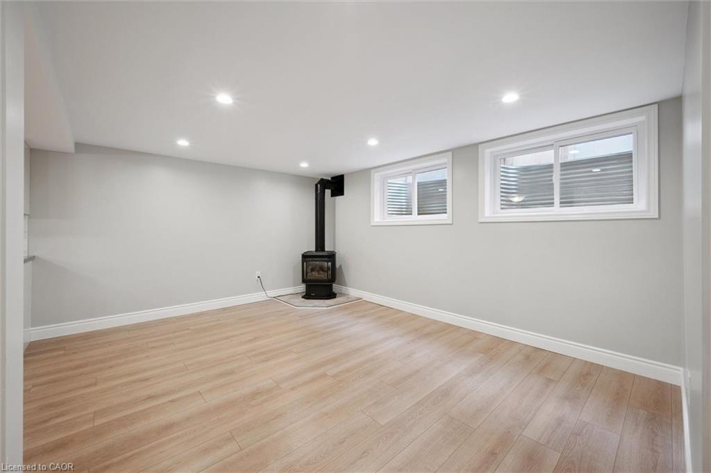 357 Grangewood Drive, Waterloo, ON - Indoor