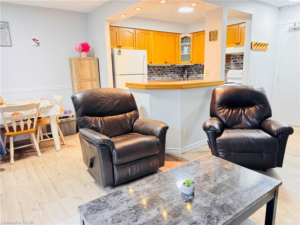 306-24 Ransom Street, Acton, ON - Indoor