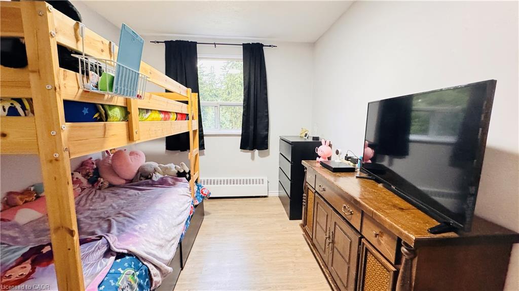 306-24 Ransom Street, Acton, ON - Indoor Photo Showing Bedroom