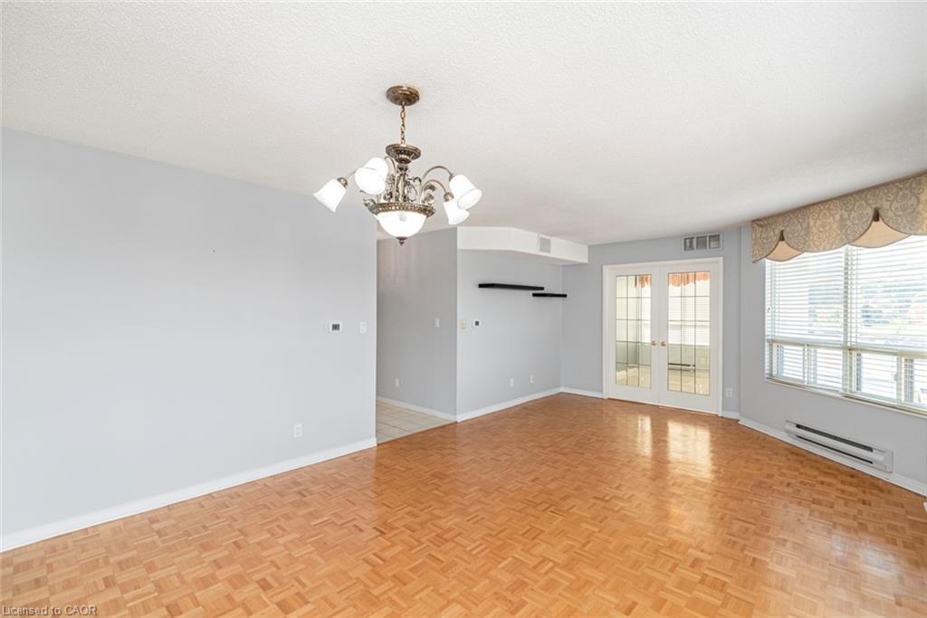 404-495 Highway 8, Stoney Creek, ON - Indoor Photo Showing Other Room