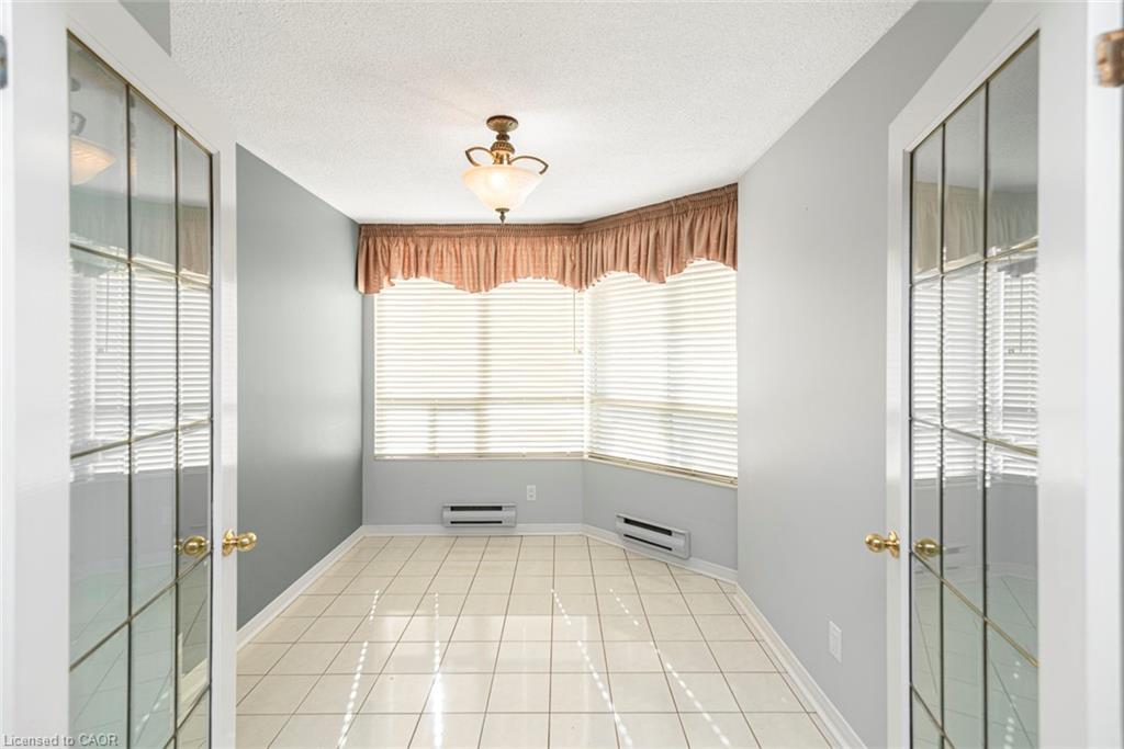 404-495 Highway 8, Stoney Creek, ON - Indoor Photo Showing Other Room