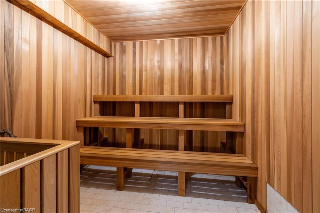 1903-301 Frances Avenue, Hamilton, ON - Indoor Photo Showing Other Room