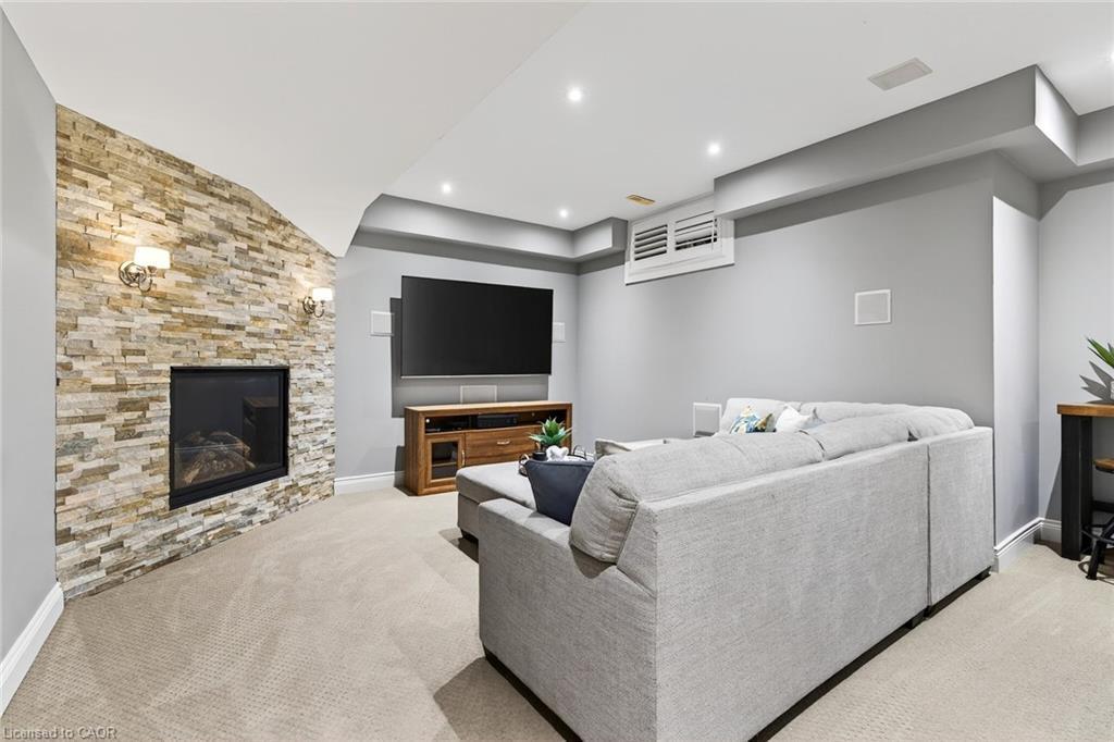 172 Boxley Road, Burlington, ON - Indoor With Fireplace