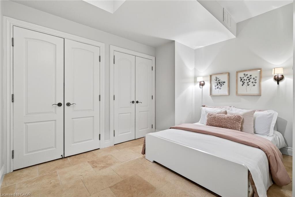 172 Boxley Road, Burlington, ON - Indoor Photo Showing Bedroom