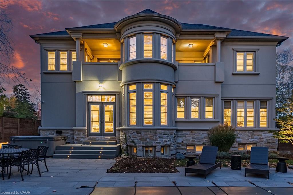 172 Boxley Road, Burlington, ON - Outdoor With Deck Patio Veranda With Facade