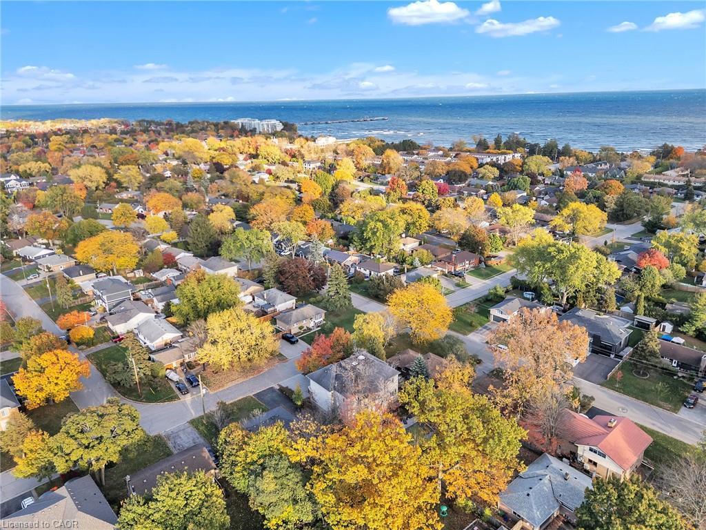 172 Boxley Road, Burlington, ON - Outdoor With Body Of Water With View