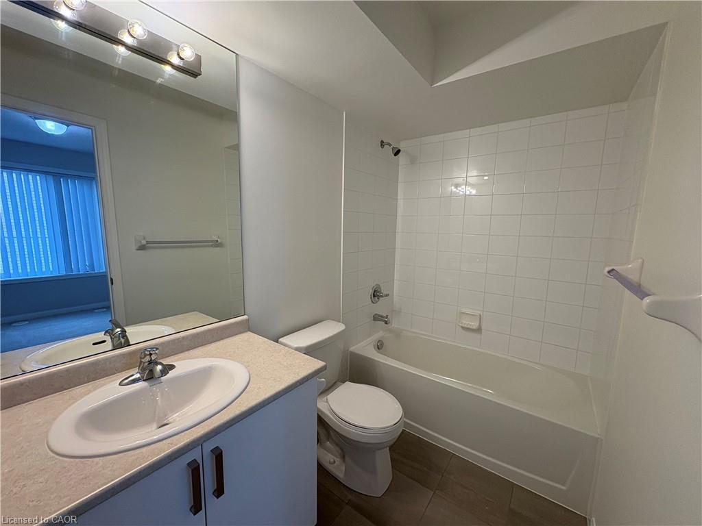 157-1 Beckenrose Court, Brampton, ON - Indoor Photo Showing Bathroom