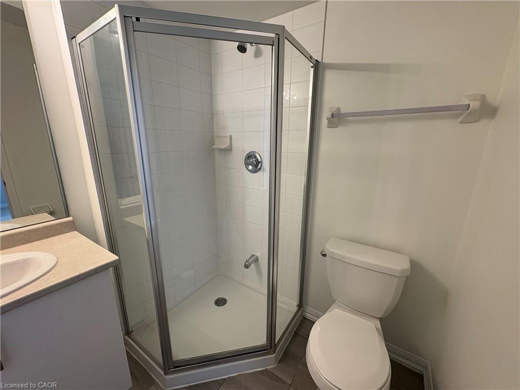 157-1 Beckenrose Court, Brampton, ON - Indoor Photo Showing Bathroom