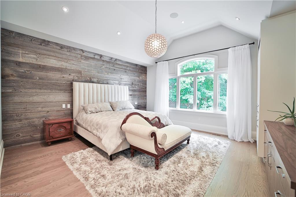 298 Shoreview Road, Burlington, ON - Indoor Photo Showing Bedroom