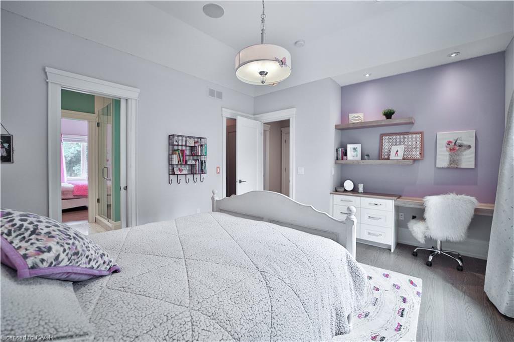 298 Shoreview Road, Burlington, ON - Indoor Photo Showing Bedroom