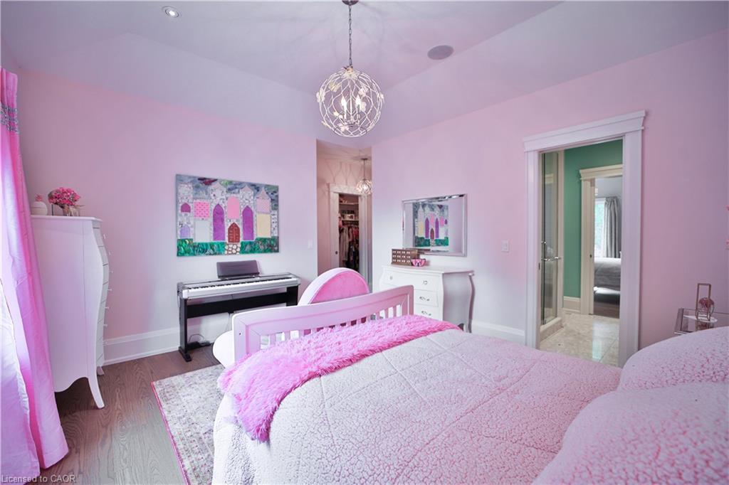 298 Shoreview Road, Burlington, ON - Indoor Photo Showing Bedroom