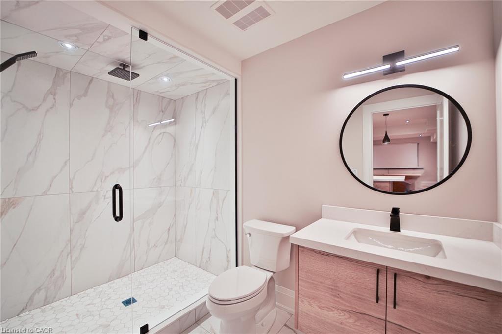 298 Shoreview Road, Burlington, ON - Indoor Photo Showing Bathroom