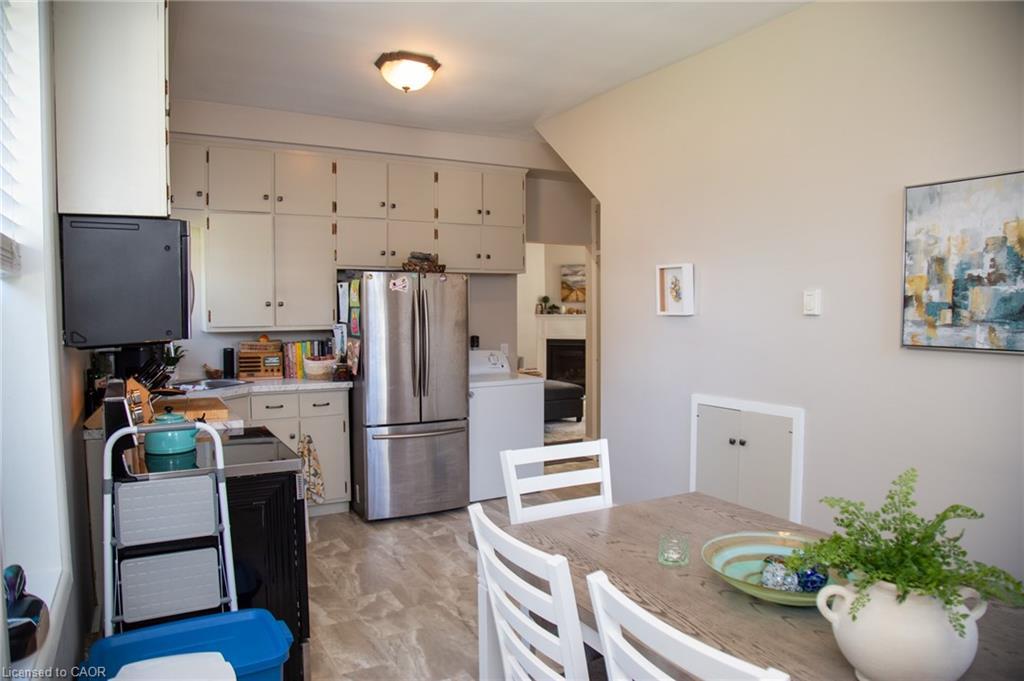 2016 Park Street, Port Dover, ON - Indoor