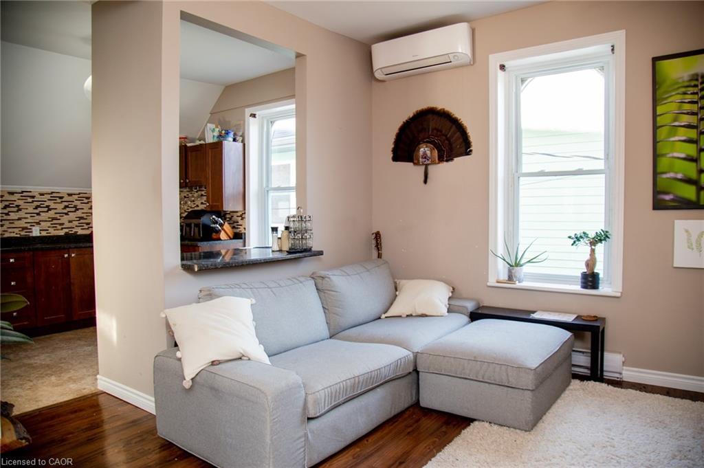 2016 Park Street, Port Dover, ON - Indoor