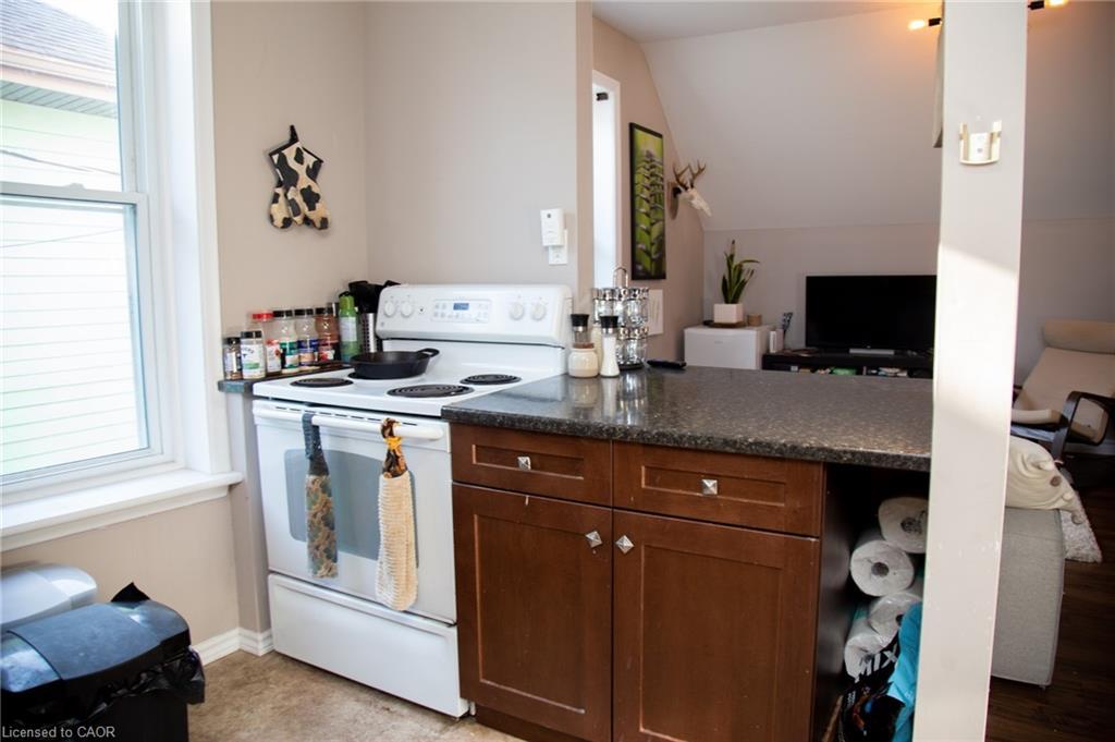 2016 Park Street, Port Dover, ON - Indoor Photo Showing Kitchen