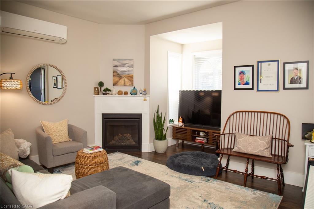 2016 Park Street, Port Dover, ON - Indoor Photo Showing Living Room With Fireplace