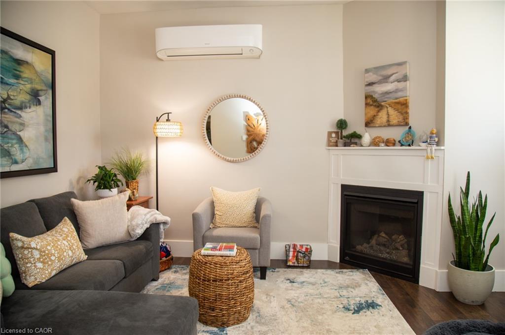 2016 Park Street, Port Dover, ON - Indoor Photo Showing Living Room With Fireplace