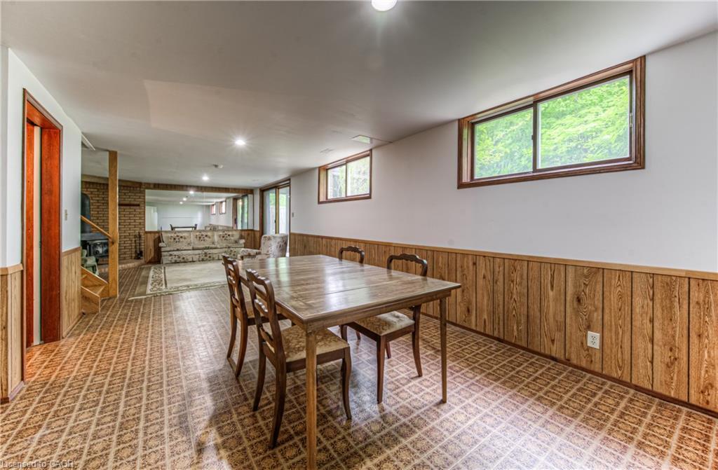 65 Trailview Drive, Kitchener, ON - Indoor Photo Showing Dining Room