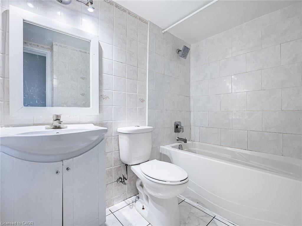 1907-2645 Kipling Avenue, Toronto, ON - Indoor Photo Showing Bathroom
