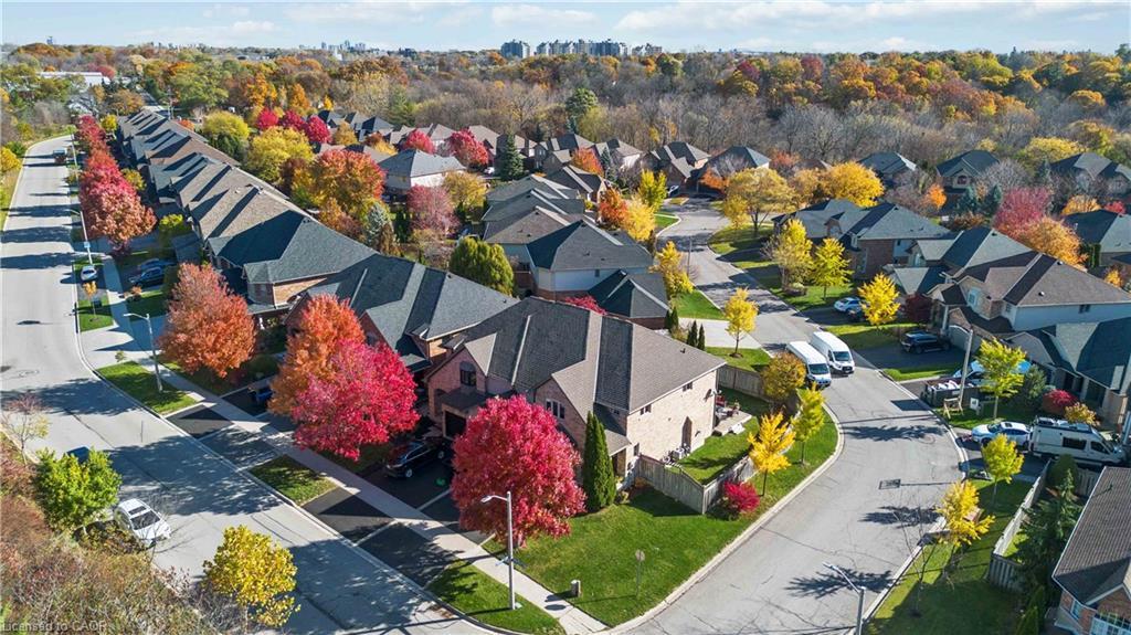 518 Sandcherry Drive, Burlington, ON - Outdoor With View
