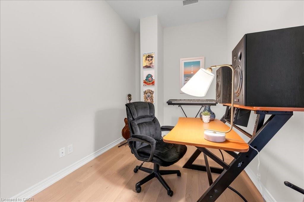 301-50 Murray Street W, Hamilton, ON - Indoor Photo Showing Other Room