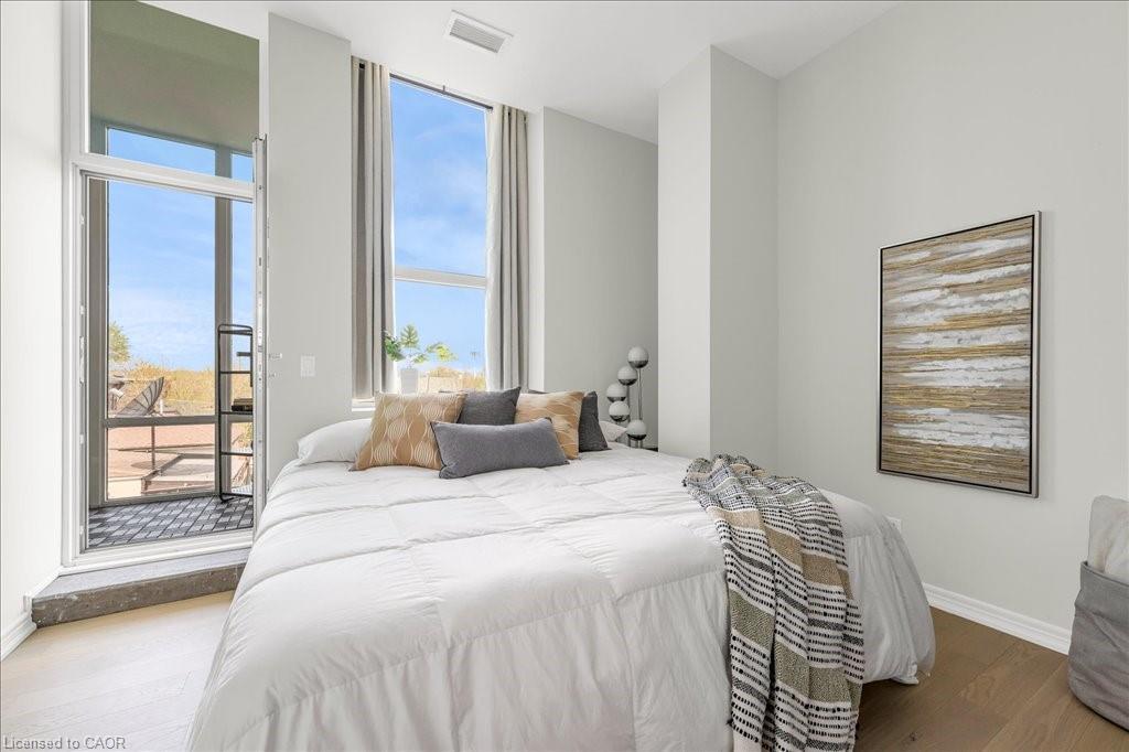301-50 Murray Street W, Hamilton, ON - Indoor Photo Showing Bedroom