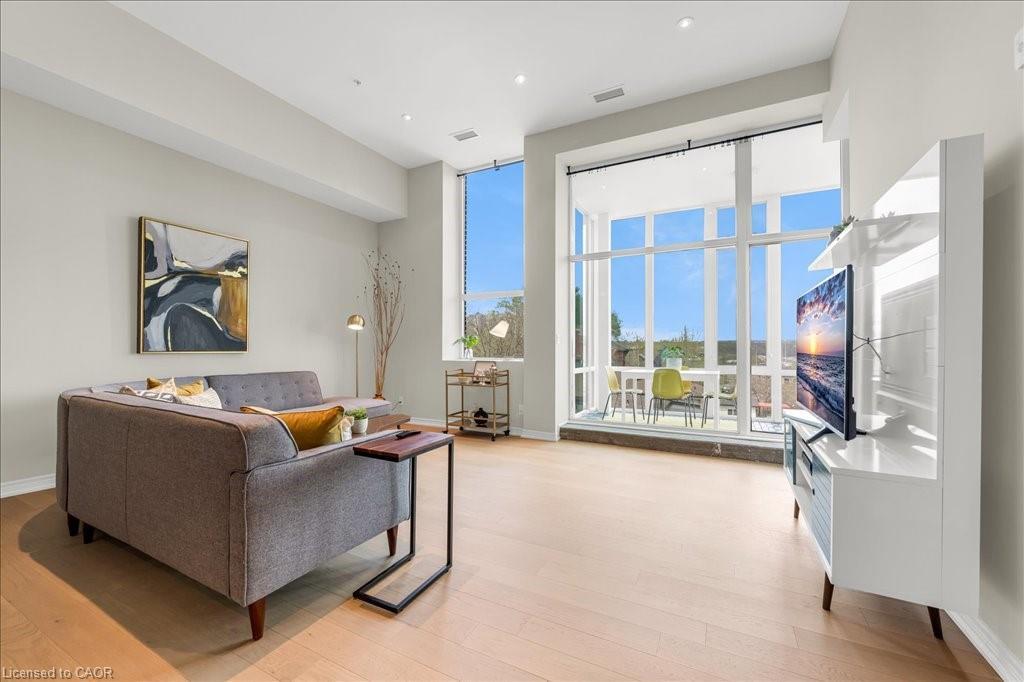 301-50 Murray Street W, Hamilton, ON - Indoor Photo Showing Other Room