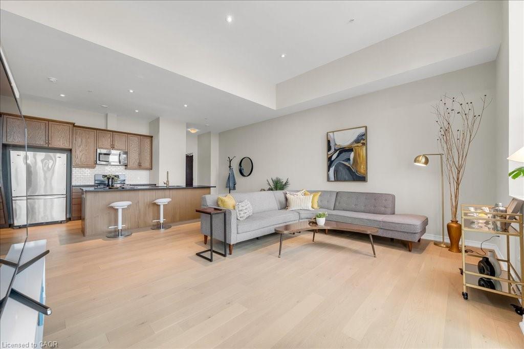 301-50 Murray Street W, Hamilton, ON - Indoor Photo Showing Other Room